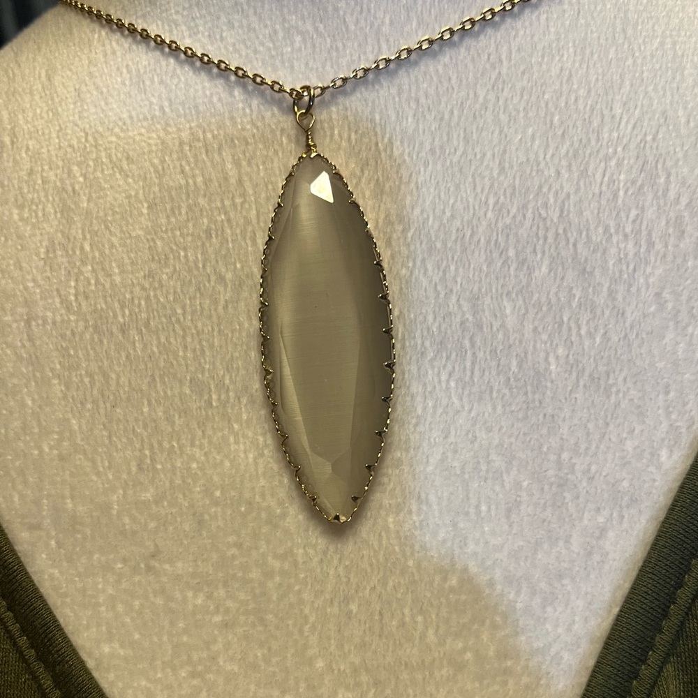 14th & Union Gold necklace with Opaque Pendant NWT